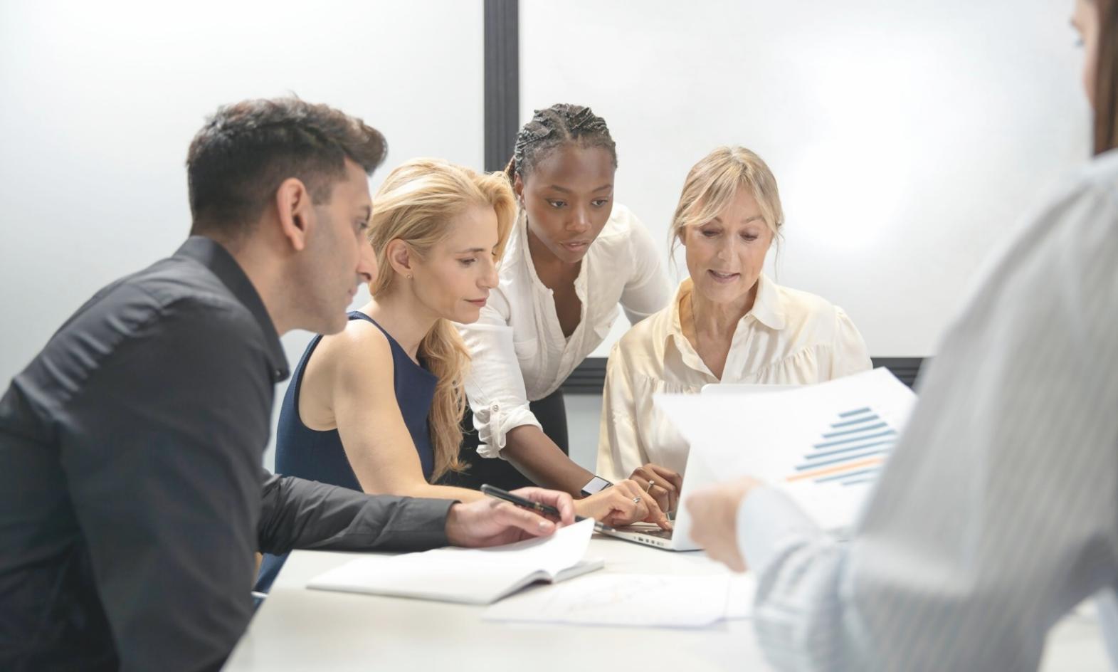 Современные банковские технологии и цифровая трансформация